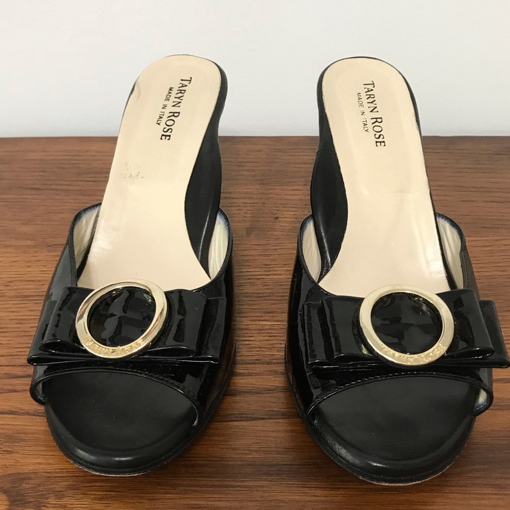 Taryn Rose Peep Toe Patent Leather Slide 38